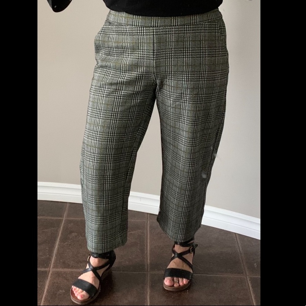 Liverpool Capris